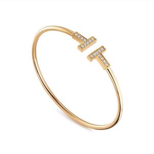 glittery gold necklace (copy)